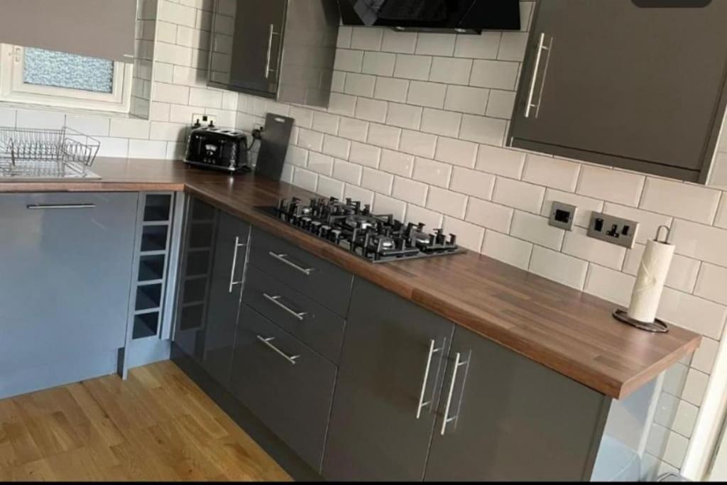 Hu1 Stylish Cozy Central Apartment Wifi H3 Kingston upon Hull Exterior foto
