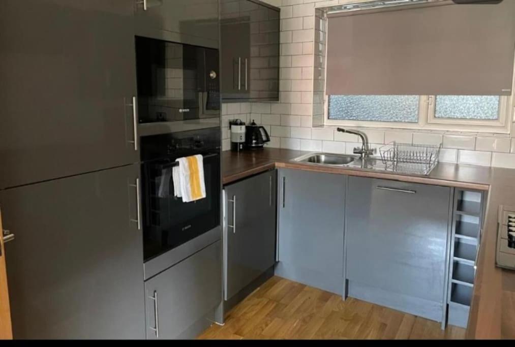 Hu1 Stylish Cozy Central Apartment Wifi H3 Kingston upon Hull Exterior foto